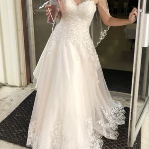 David's Bridal wedding dress